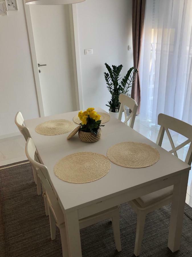 Apartment Mandica สปลิท ภายนอก รูปภาพ